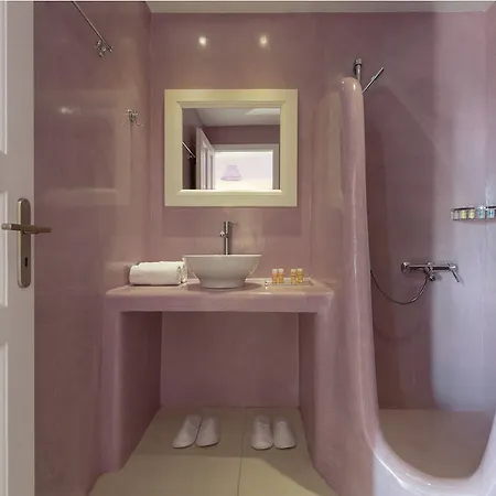 Tzekos Hotel Fira (Santorini)